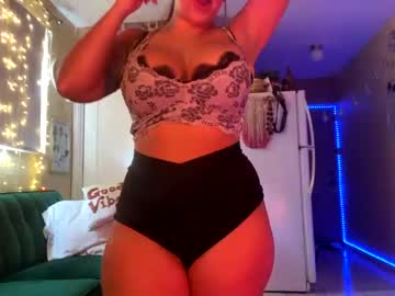 girl curvycabaret image #948848