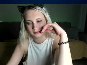 girl kateline_ image #2163871
