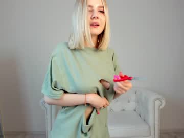 girl oliviabr0wn image #3112300