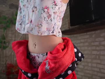 girl welcome2pleasureland image #1197967