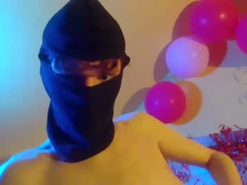 hugobeats5 naked cam