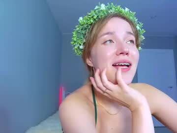 girl aluntick image #4033059