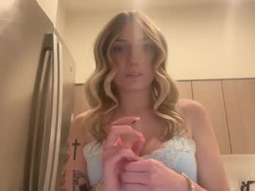 emiefox naked cam