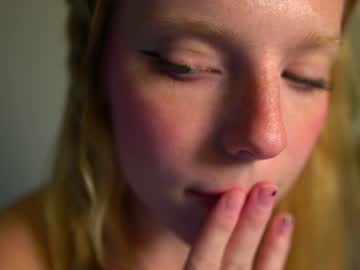 girl crimsonxrapture image #224624