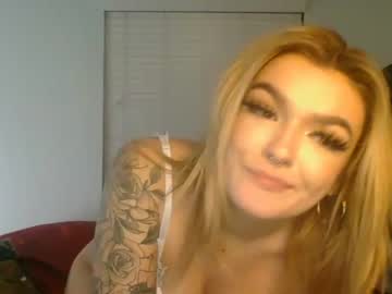 emilynoah00 naked cam