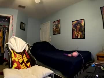 str8whiteboy21 naked cam