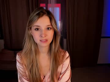 girl milablush image #3888617