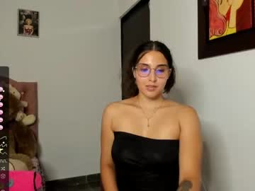 violetalee naked cam