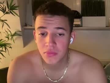 bobby_bang naked cam