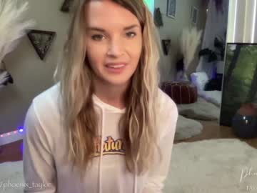 girl phoenix_taylor image #2269150