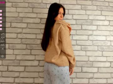 girl carolynjacquelins image #3115932