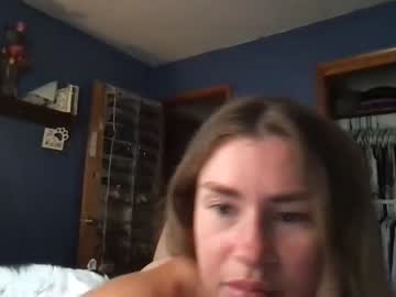 elysadreyy naked cam