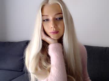 girl pervyblonde image #2733457