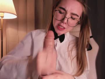 girl nerdy_freyua image #3303107