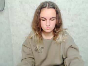 avachelsi_ naked cam