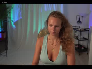 girl chillwithkira image #2248792