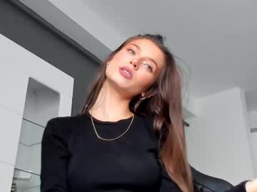 girl isia_slay image #3470451