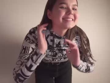 girl helenmoors image #3880308