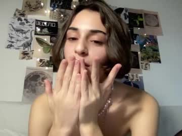 girl crown_of_vice01 image #3038652