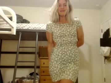 girl bambis_honeypot image #930560