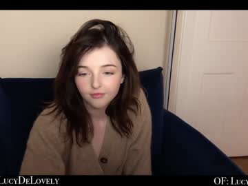 girl lucydelovely image #2293368