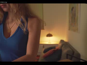 girl chillwithkira image #1730983