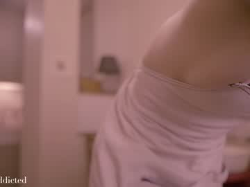 girl auddicted image #2373645