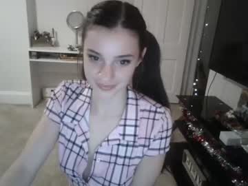 girl meadow_lea image #534429