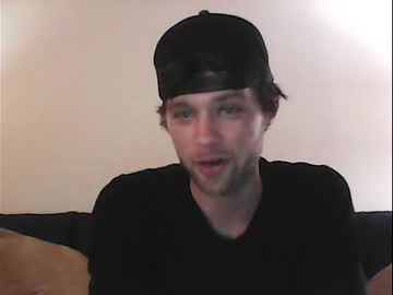 yo_real_daddy naked cam