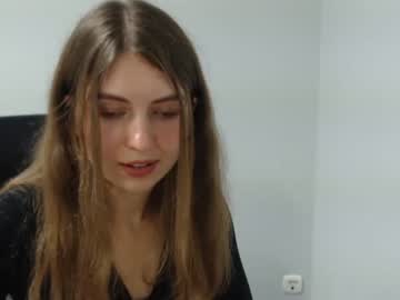 kamila_loca naked cam