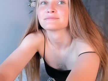girl _green_green_ image #4009709