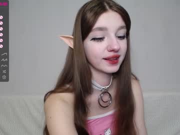 girl shycinderella image #3286391