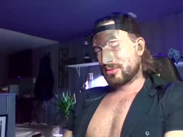 man theehhteam image #1720024