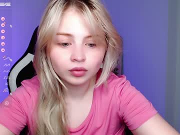 girl shy_blondiee image #3833375