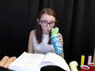 girl nomieturtles69 image #2679875