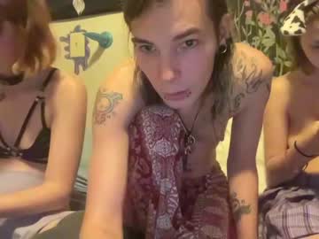 couple polyhouseofgays image #3176947