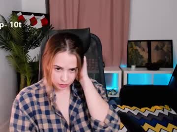 eryda_x naked cam