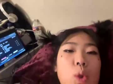 luvkittyasian naked cam