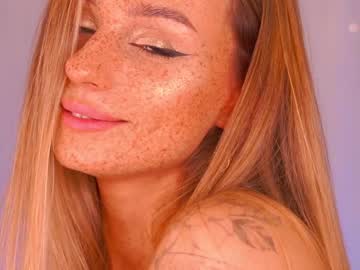 girl artease image #3359877