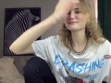 girl pae0n1a image #2717085