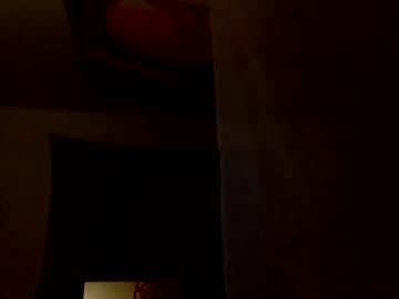 lillycumsforu naked cam