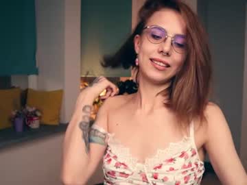 elizabeth_stormi naked cam