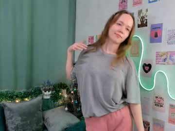 blondyhayes naked cam