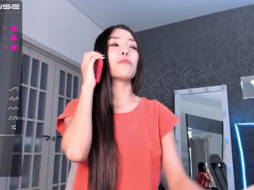 girl aura_kiss image #2128223