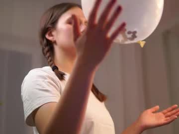 girl philomenacutsforth image #4053125