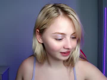 girl shy_blondiee image #3768854