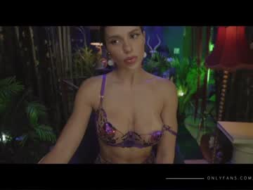 girl lucieoude_ image #2580188