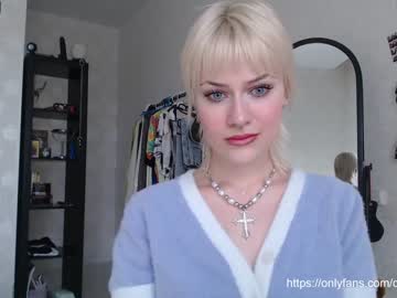 girl _mllymoore_ image #2264331