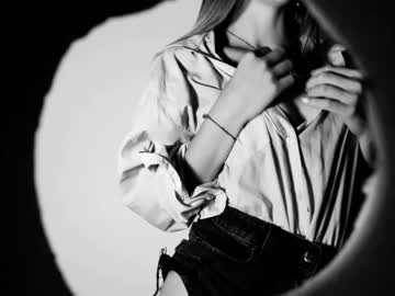 girl olaya_del_mar image #1361029