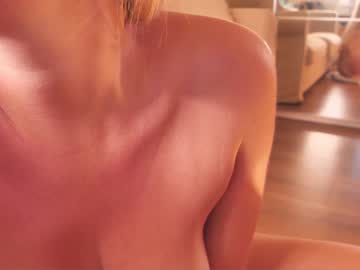 girl saltedhoney image #2284153